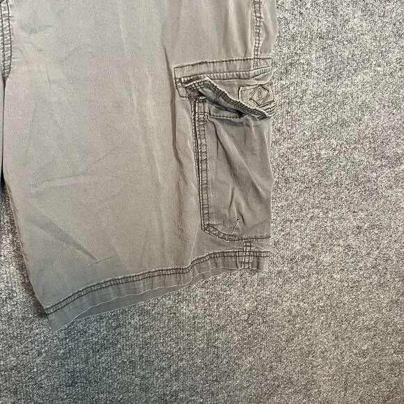 Unionbay Shorts Mens 38 Gray‎ Cargo Shorts Pockets Comfort Casual Y2K - Picture 3 of 9